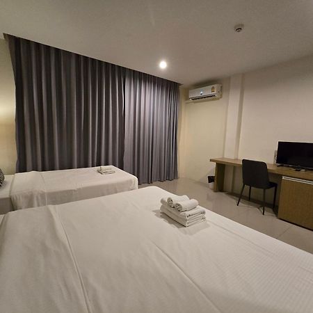 Sleepstation At Pratunam Bangkok Exterior foto